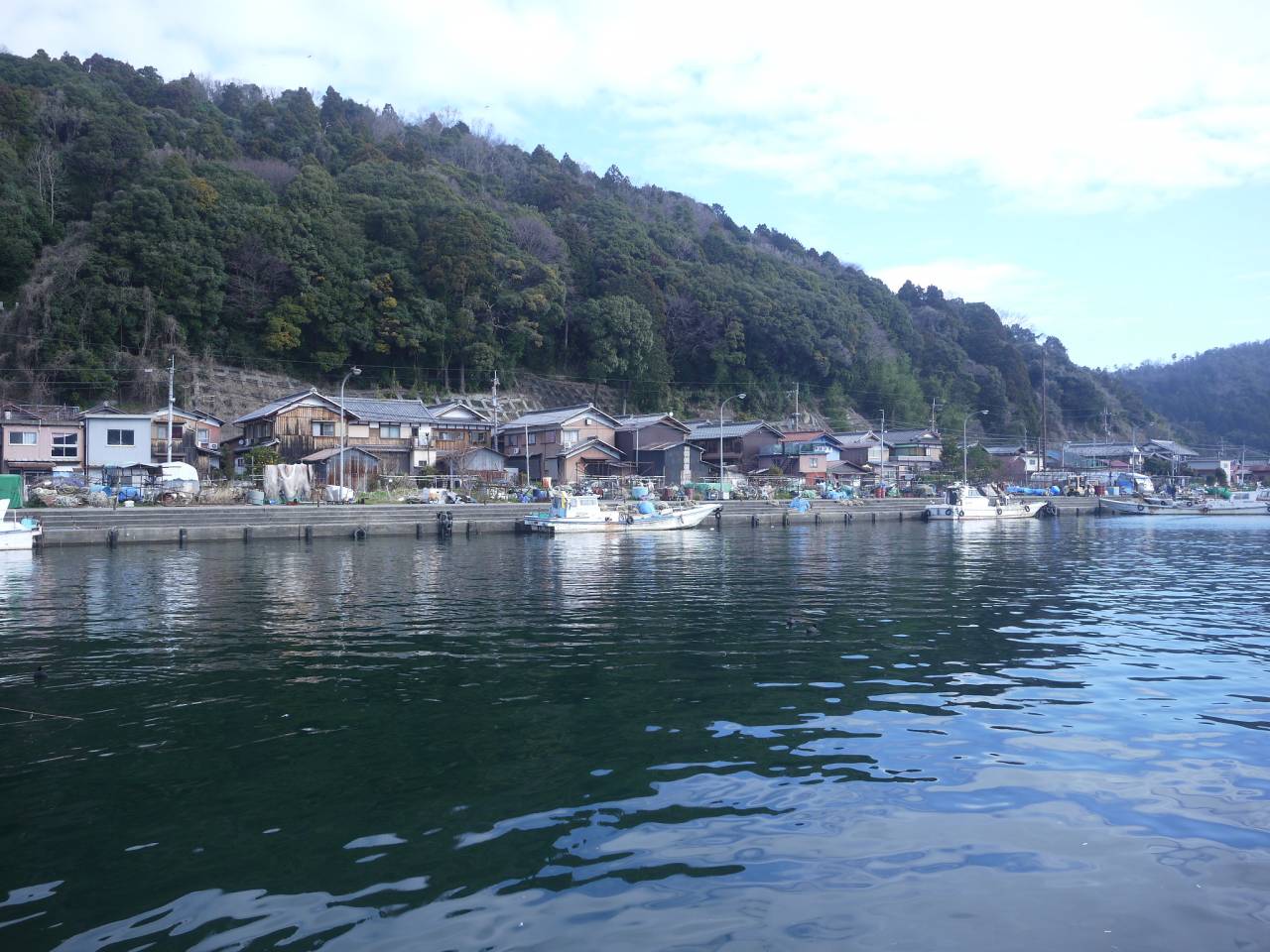 淡水湖で人が暮らす日本唯一の島、沖島。お土産には「えび豆若煮」がオススメ！