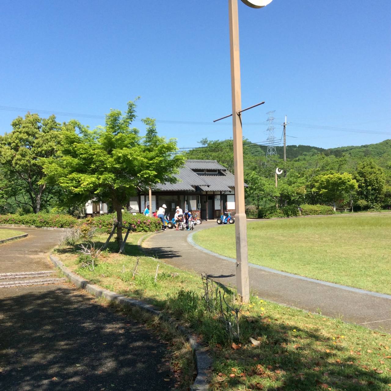 クレセント広場