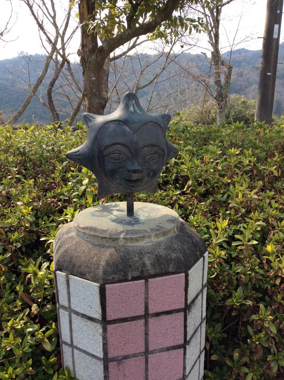 クレセント広場